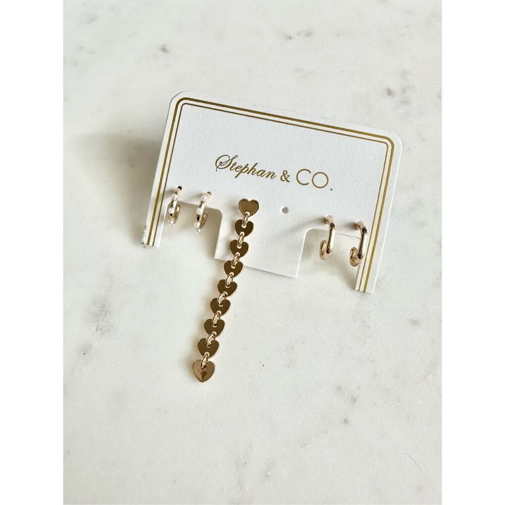 Stephan & CO. Gold color earring set